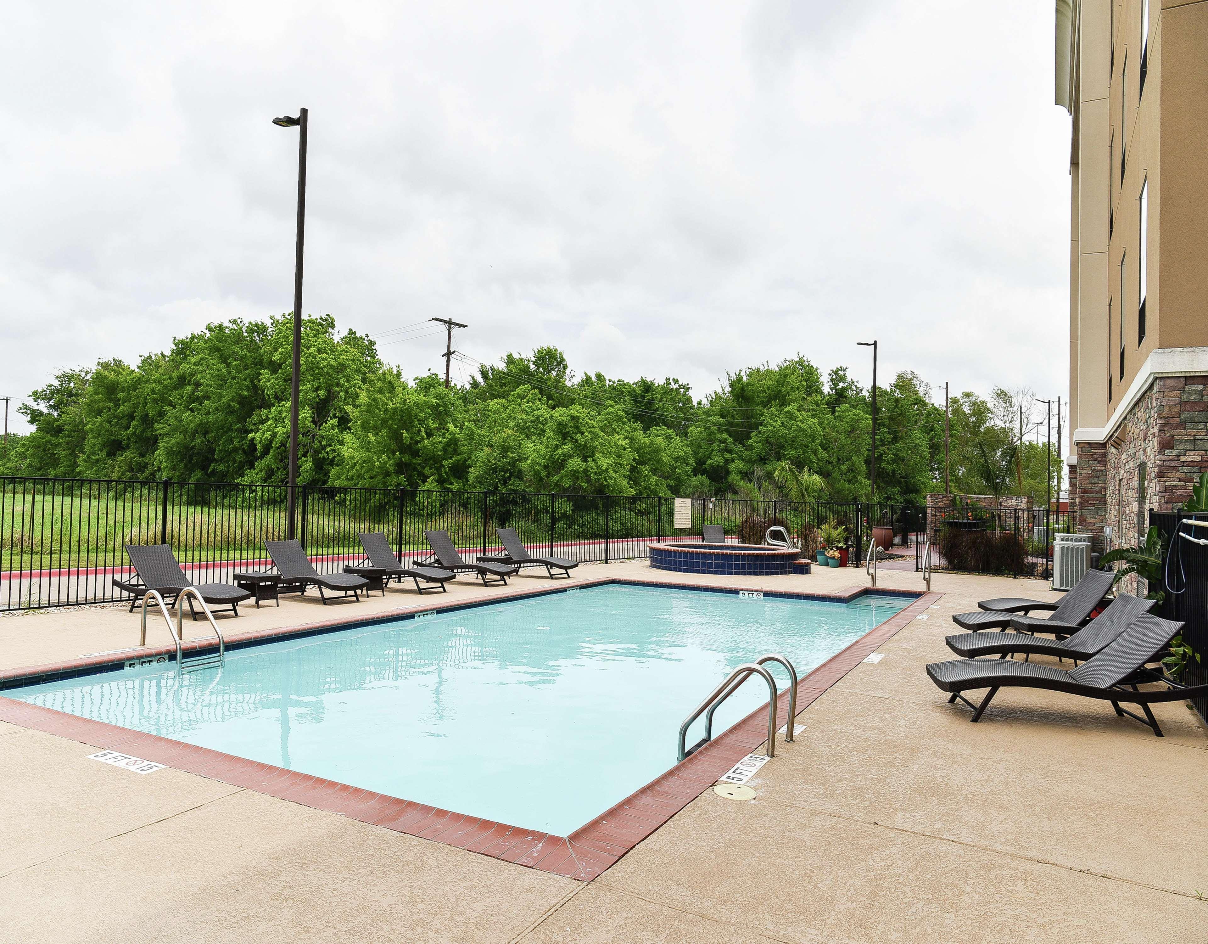 Hampton Inn & Suites Bay City Bagian luar foto