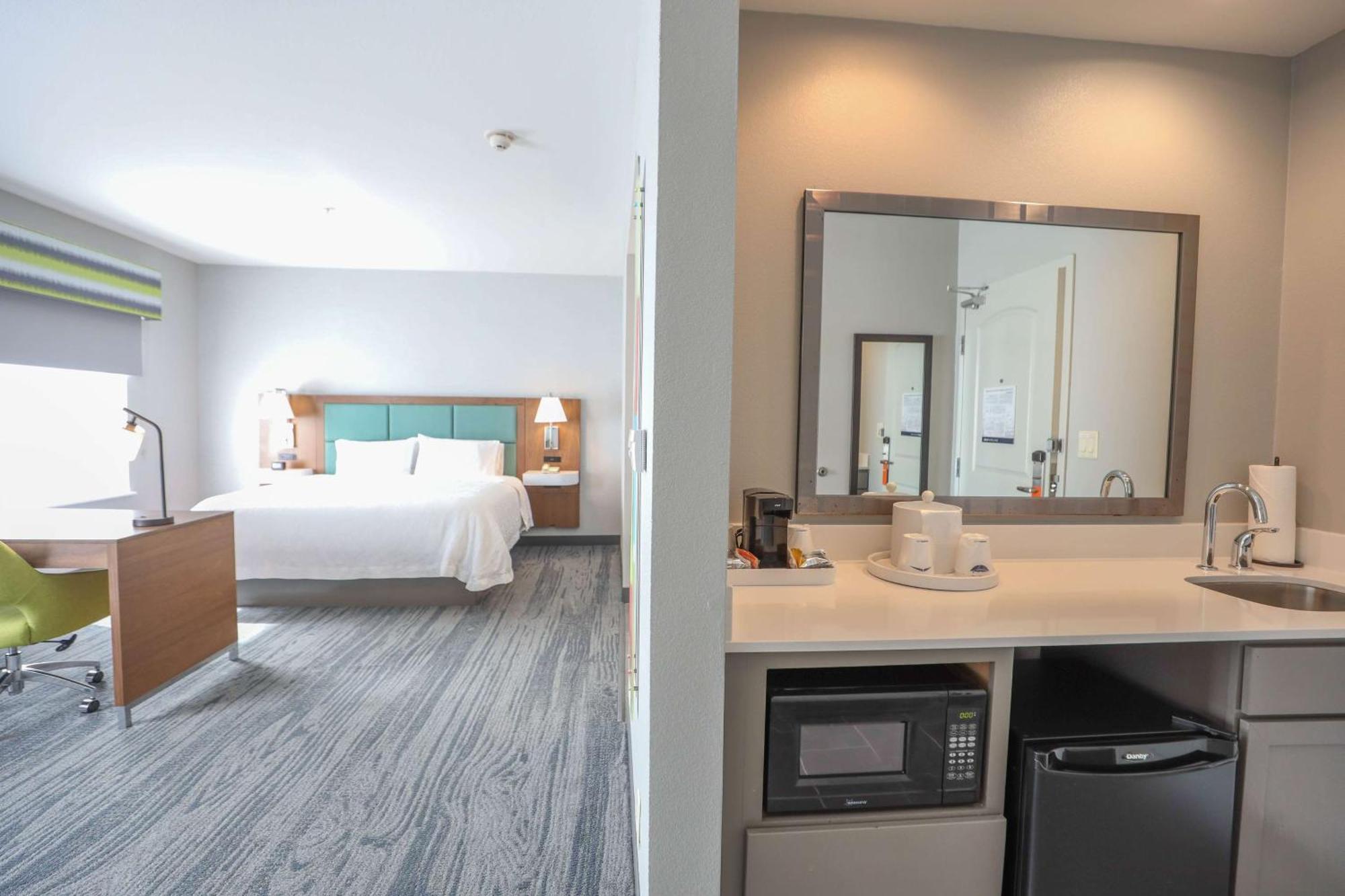 Hampton Inn & Suites Bay City Bagian luar foto